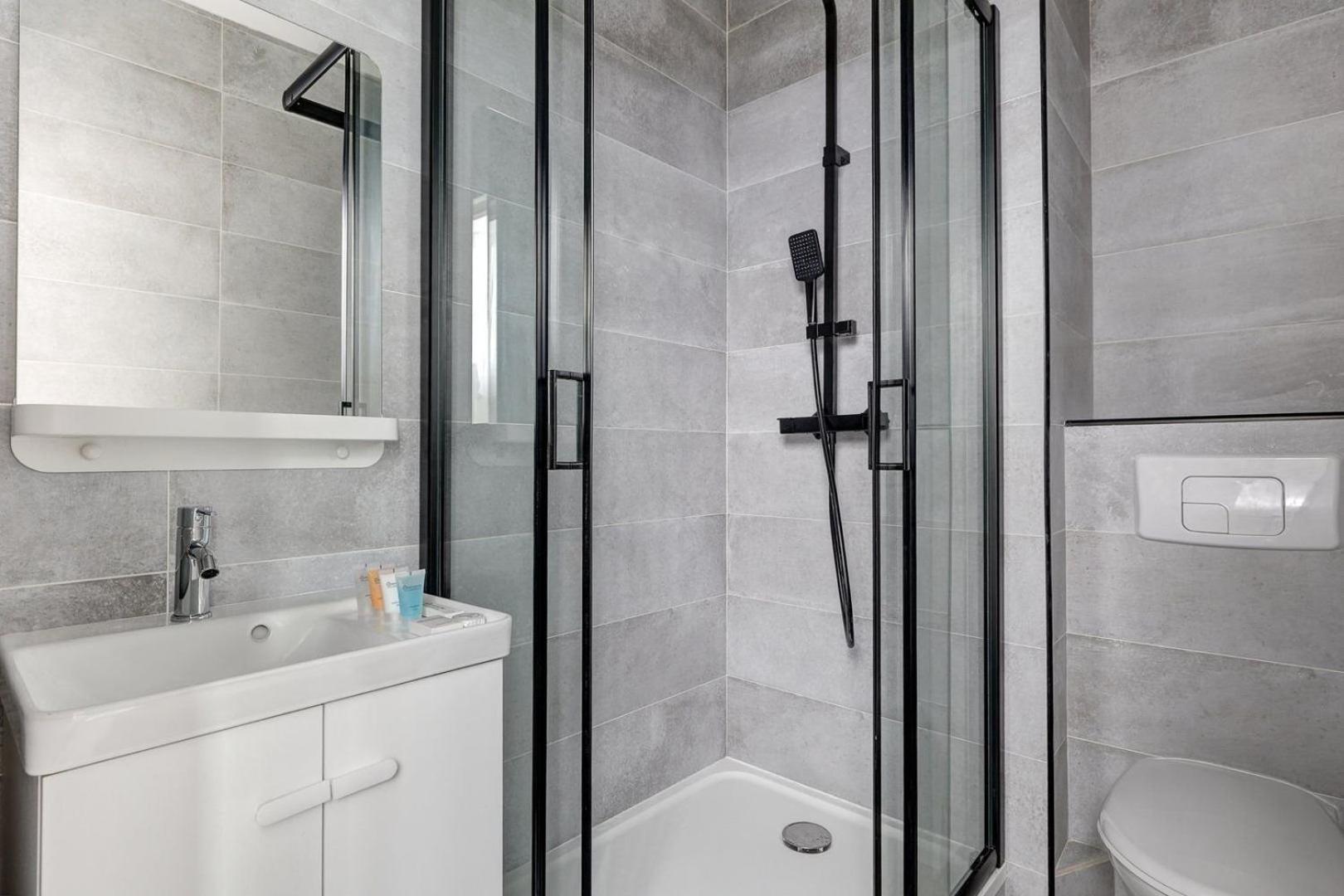 377 Suite Stella - Superbe Appartement A باريس المظهر الخارجي الصورة